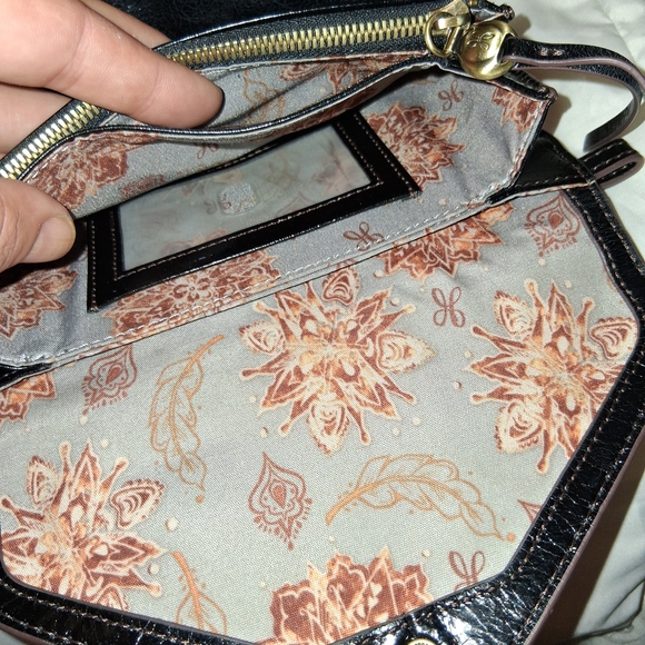 HOBO Friar Black Leather Tote and Clutch Set - Picture 5 of 7